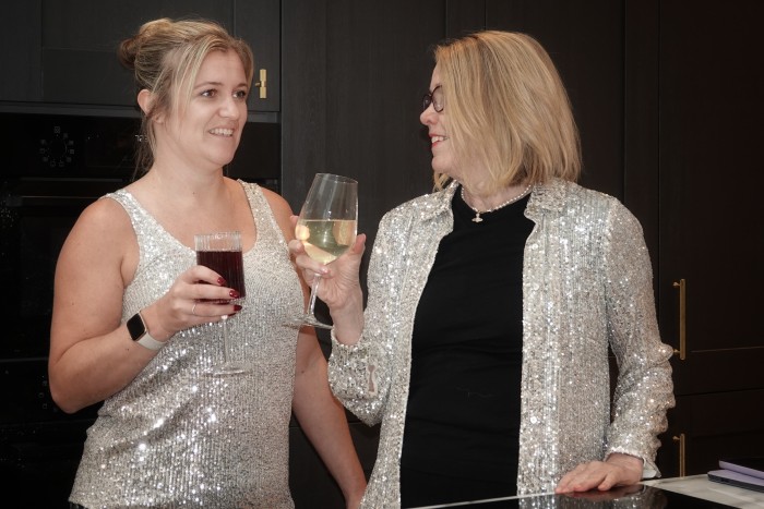 🎄Why Starting Christmas Too Early Can Derail Your Healthy Habits